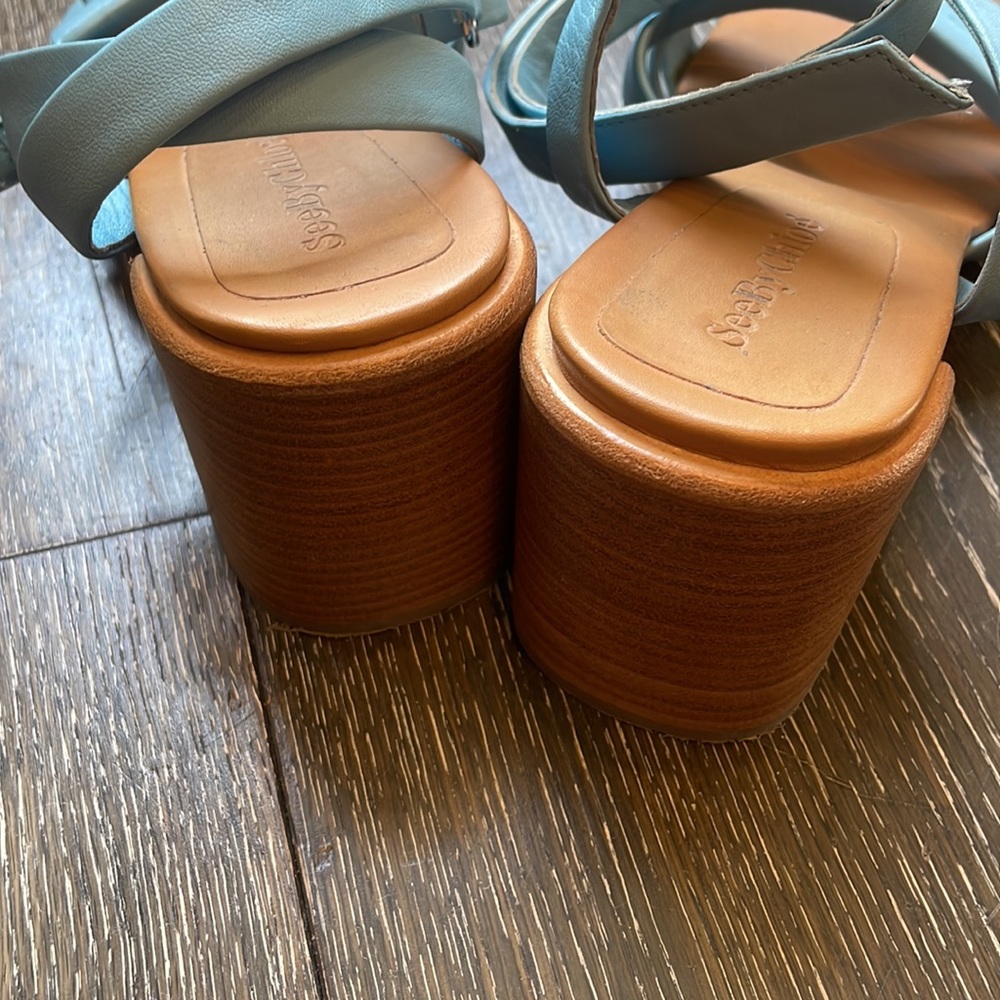 Chloe heels - Picture 4 of 5